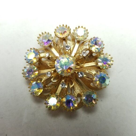 Vintage AB Rhinestone Flower Round Brooch, Gold Tone Setting, Retro Sparkle Pin - Picture 5 of 6